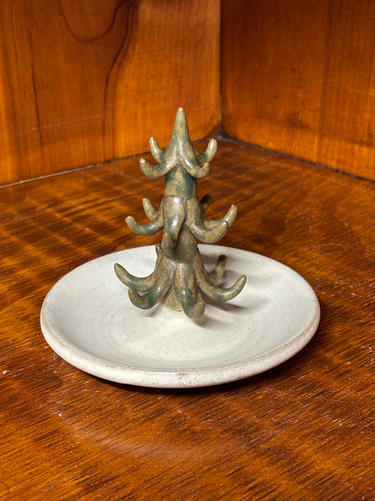 Pine Tree Ring Holder